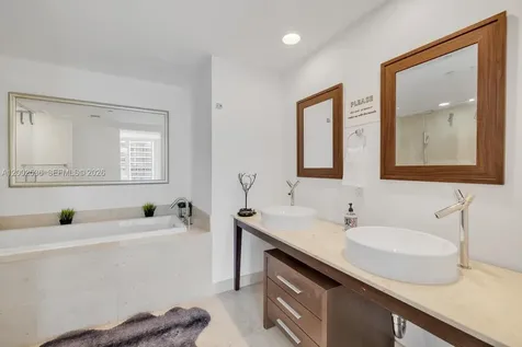 485 Brickell Avenue Miami FL 33131