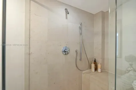 485 Brickell Avenue Miami FL 33131