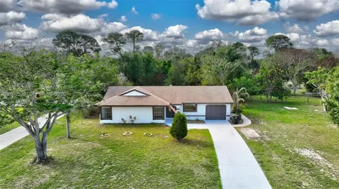 310 SW Bridgeport Drive Port St. Lucie FL 34953