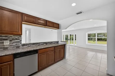 310 SW Bridgeport Drive Port St. Lucie FL 34953