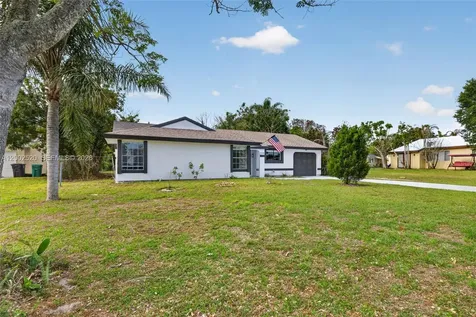 310 SW Bridgeport Drive Port St. Lucie FL 34953