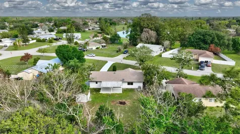 310 SW Bridgeport Drive Port St. Lucie FL 34953