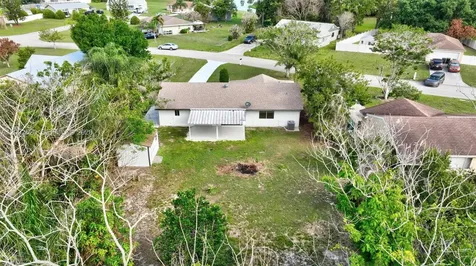 310 SW Bridgeport Drive Port St. Lucie FL 34953