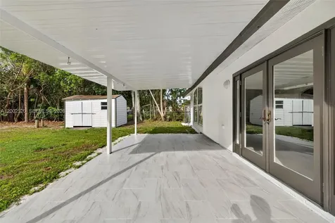 310 SW Bridgeport Drive Port St. Lucie FL 34953
