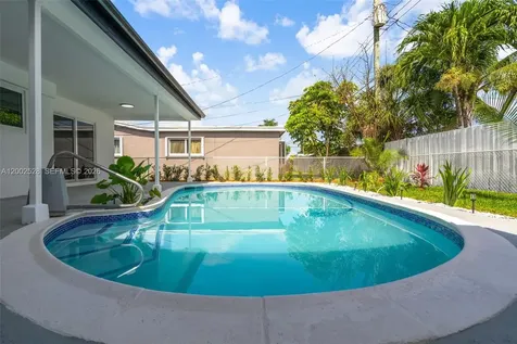 7631 Harbour Boulevard Miramar FL 33023