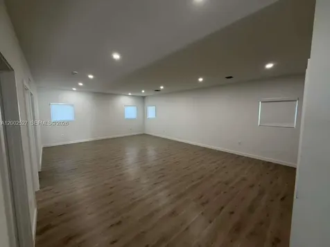 831 SE 9th Avenue Hialeah FL 33010