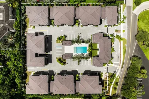 7496 SW 100th Street Pinecrest FL 33156