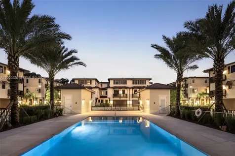 7496 SW 100th Street Pinecrest FL 33156