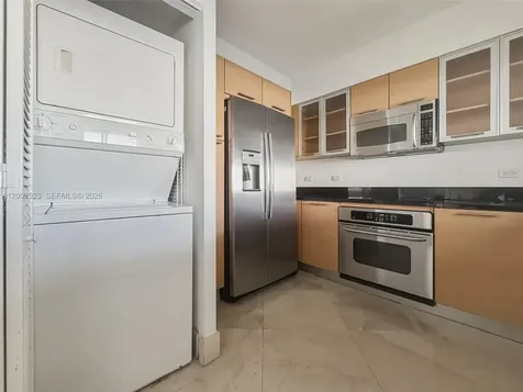 31 SE 5th Street Miami FL 33131