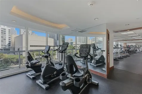 31 SE 5th Street Miami FL 33131