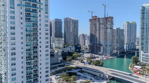 31 SE 5th Street Miami FL 33131