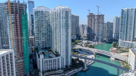 31 SE 5th Street Miami FL 33131