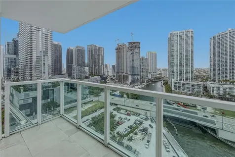 31 SE 5th Street Miami FL 33131