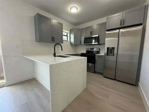 2100 SW 6th Street Miami FL 33135