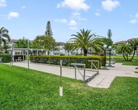4806 NW 36th Street Lauderdale Lakes FL 33319