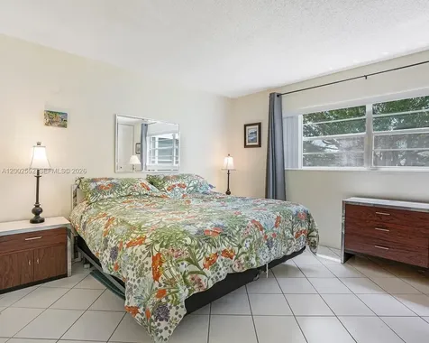 4806 NW 36th Street Lauderdale Lakes FL 33319