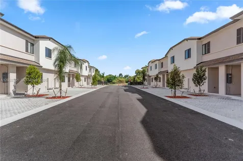 421 SW 1st Street Florida City FL 33034