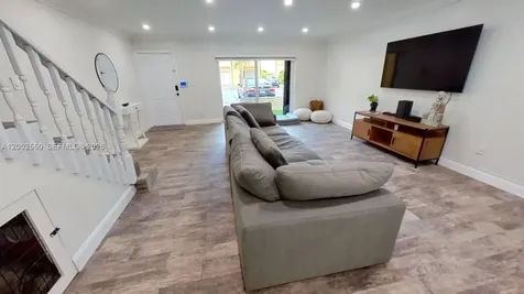 13731 SW 84th Street Miami FL 33183