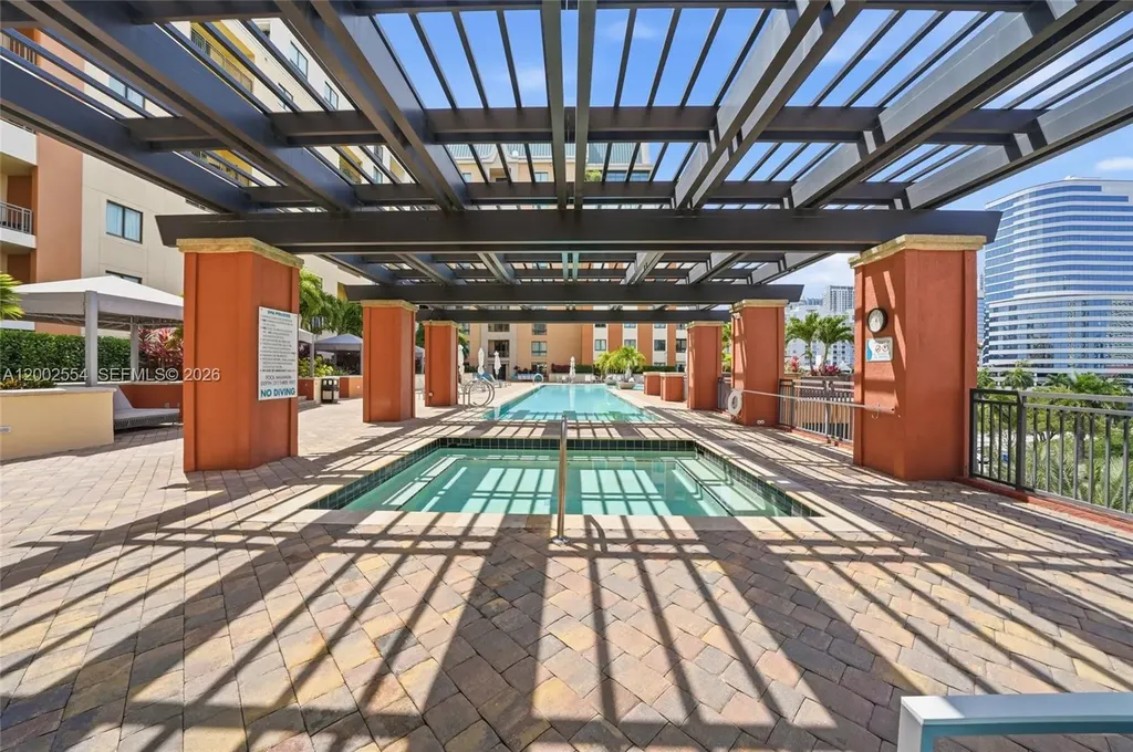 110 N Federal Highway Fort Lauderdale FL 33301