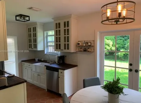 4619 SW 10th Street Miami FL 33134