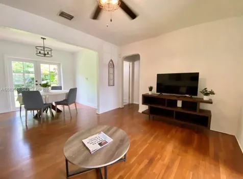 4619 SW 10th Street Miami FL 33134