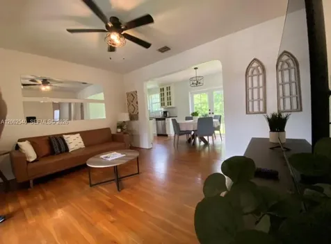 4619 SW 10th Street Miami FL 33134