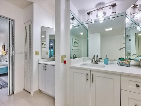 10143 Mangrove Drive Boynton Beach FL 33437