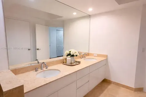 848 Brickell Key Drive Miami FL 33131