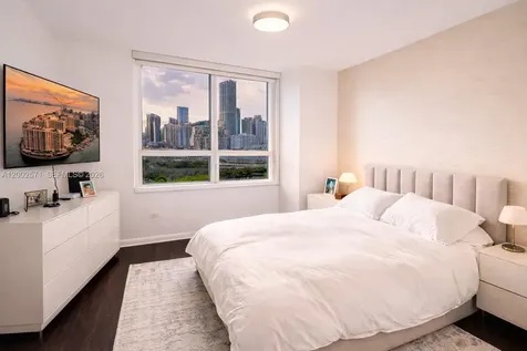 848 Brickell Key Drive Miami FL 33131