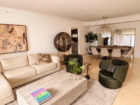 848 Brickell Key Drive Miami FL 33131