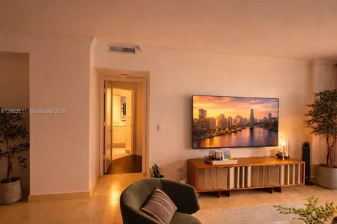 848 Brickell Key Drive Miami FL 33131