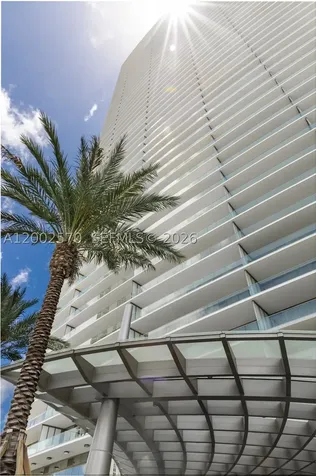 18975 Collins Avenue Sunny Isles Beach FL 33160