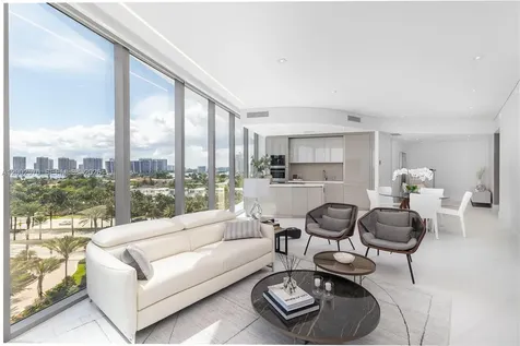 18975 Collins Avenue Sunny Isles Beach FL 33160