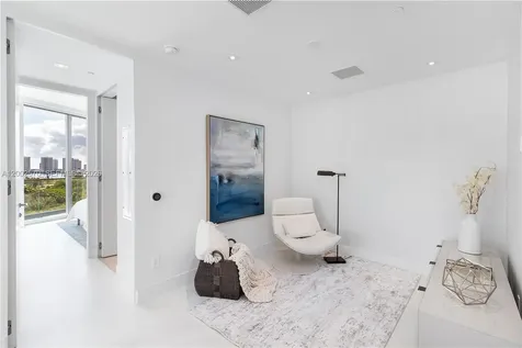18975 Collins Avenue Sunny Isles Beach FL 33160