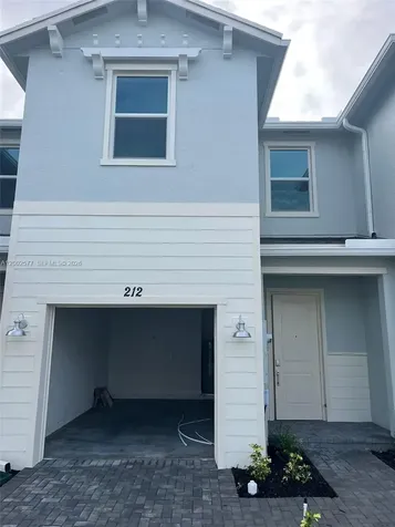 212 SE Woodbark Street Port St. Lucie FL 34984