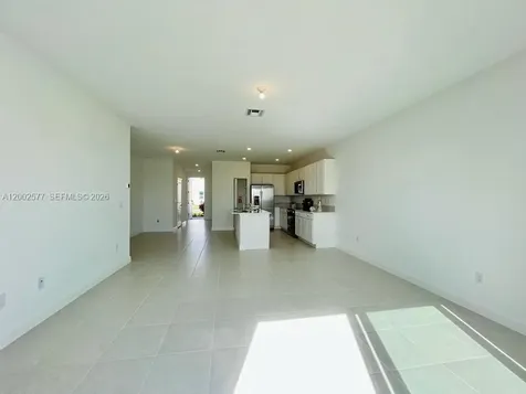 212 SE Woodbark Street Port St. Lucie FL 34984