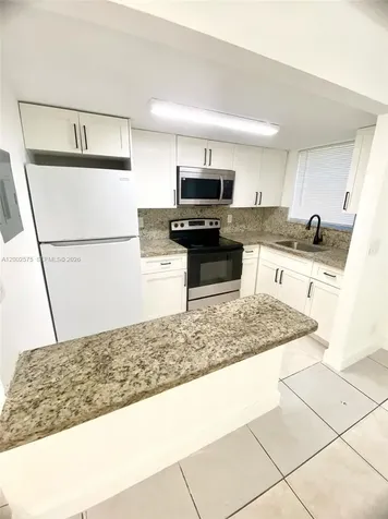 850 SW 74 Terrace North Lauderdale FL 33068