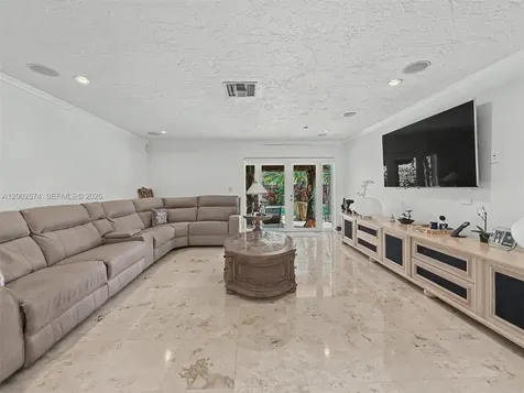 9837 SW 194th Street Cutler Bay FL 33157