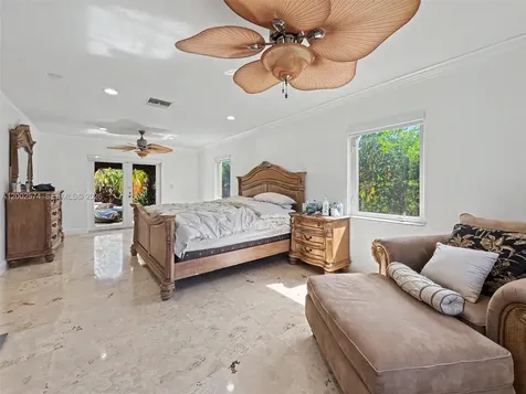 9837 SW 194th Street Cutler Bay FL 33157