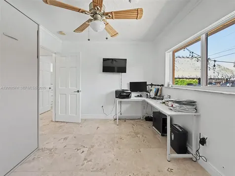 9837 SW 194th Street Cutler Bay FL 33157