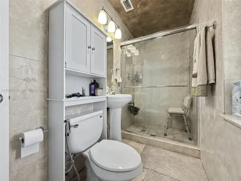 9837 SW 194th Street Cutler Bay FL 33157