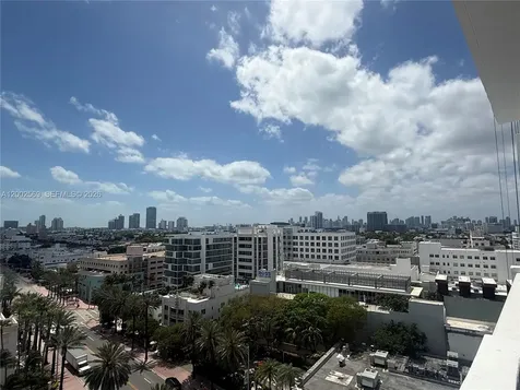100 Lincoln Road Miami Beach FL 33139