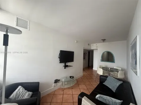 100 Lincoln Road Miami Beach FL 33139