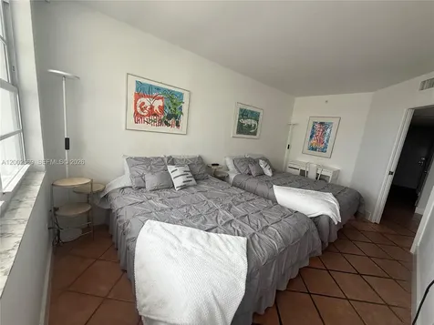 100 Lincoln Road Miami Beach FL 33139