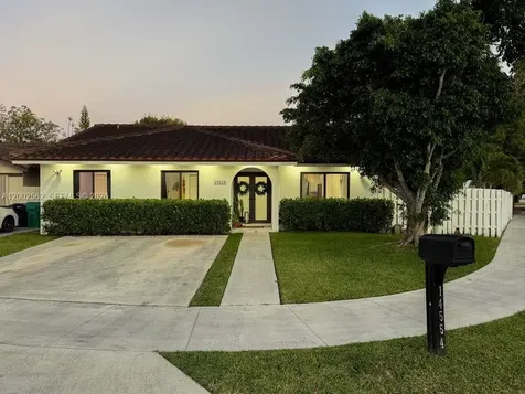 14554 SW 96 Terrace SW 96 Terrace Miami FL 33186