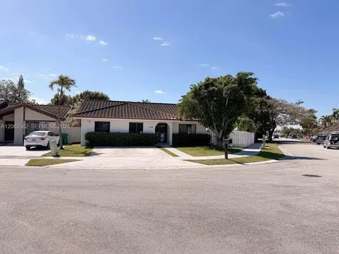 14554 SW 96 Terrace SW 96 Terrace Miami FL 33186