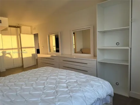 650 West Avenue Miami Beach FL 33139