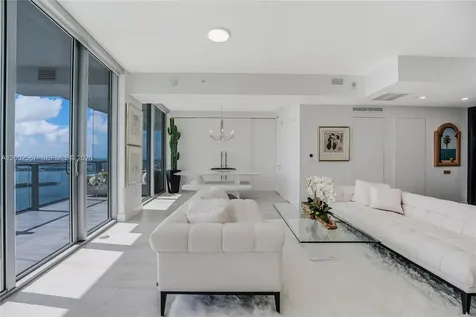 2900 NE 7th Avenue Miami FL 33137