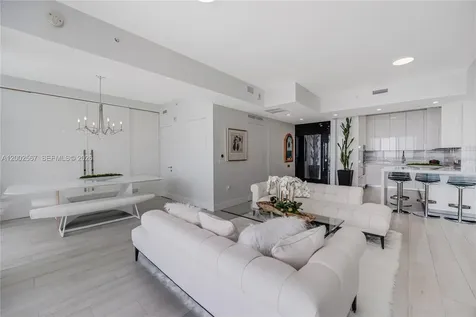 2900 NE 7th Avenue Miami FL 33137