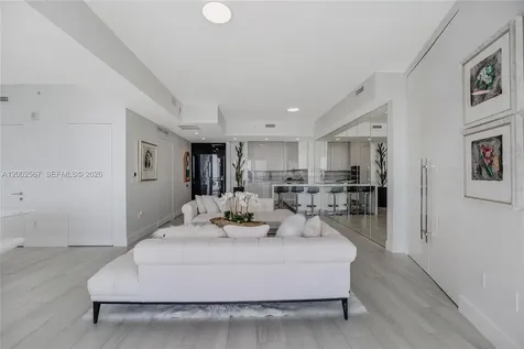 2900 NE 7th Avenue Miami FL 33137